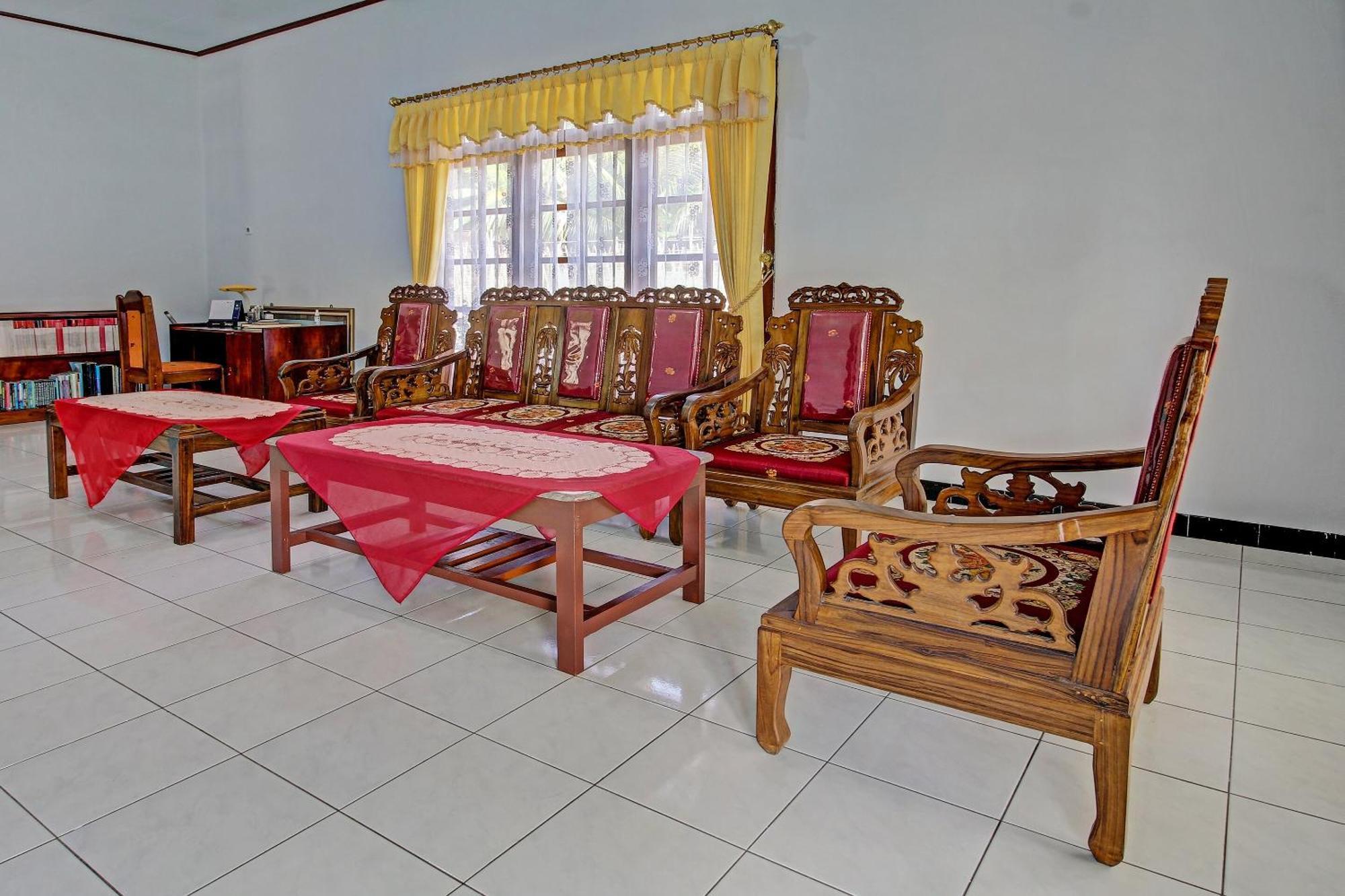 Spot On 91214 Desa Wisata Pandean Hotel Trenggalek Екстериор снимка