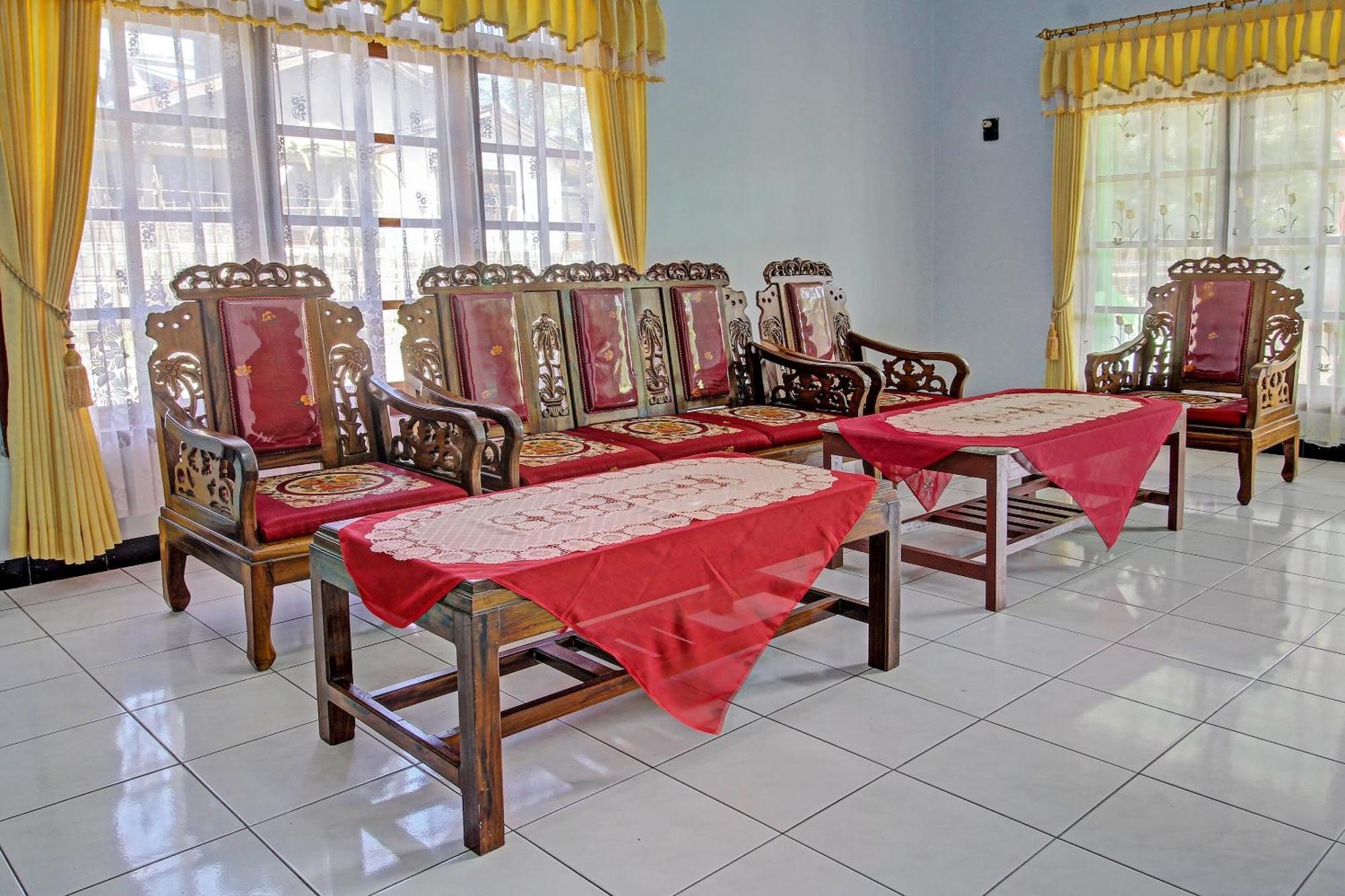 Spot On 91214 Desa Wisata Pandean Hotel Trenggalek Екстериор снимка